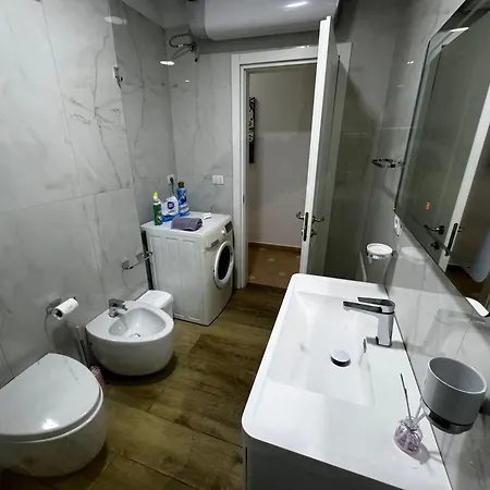 아파트 Veranda Center *