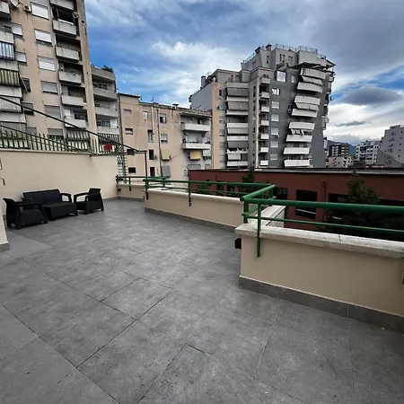 Veranda Center