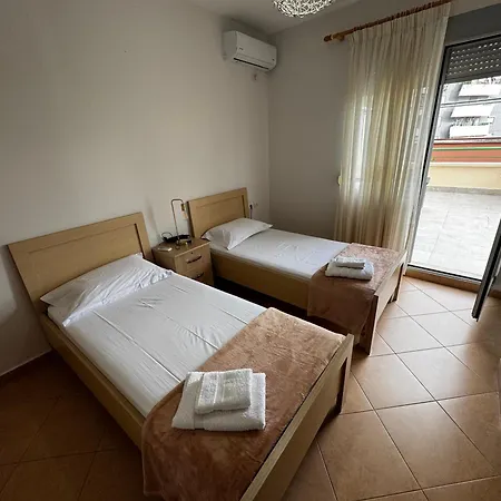 Veranda Center טיראנה