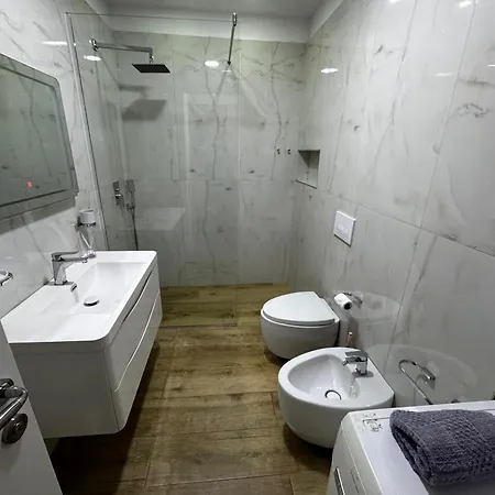 Veranda Center تيرانا